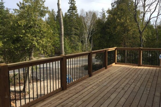 Patio area – 300 sq.ft. Deck